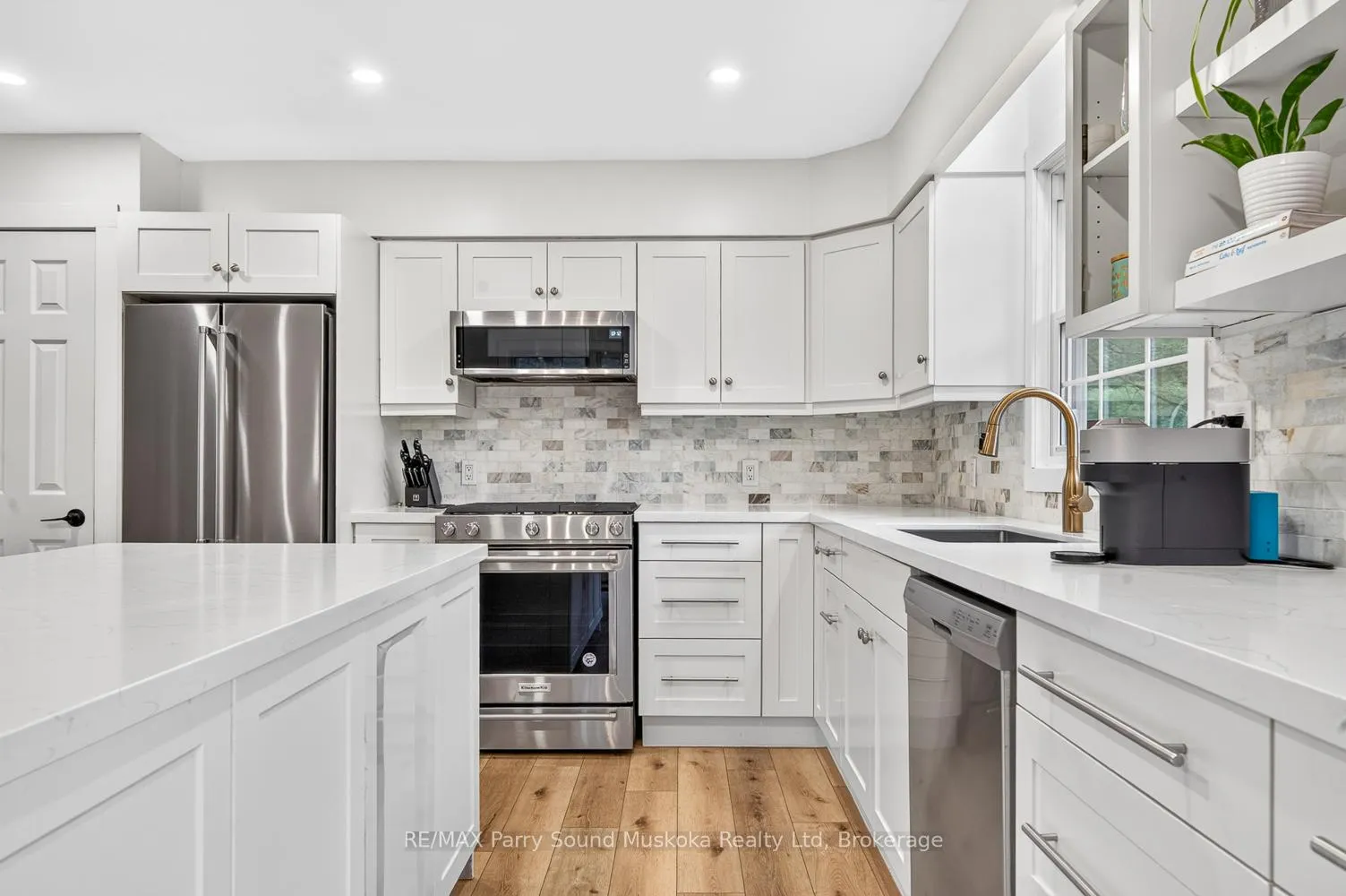 Photo 16 of 109 North Road N, McDougall — HOMEH