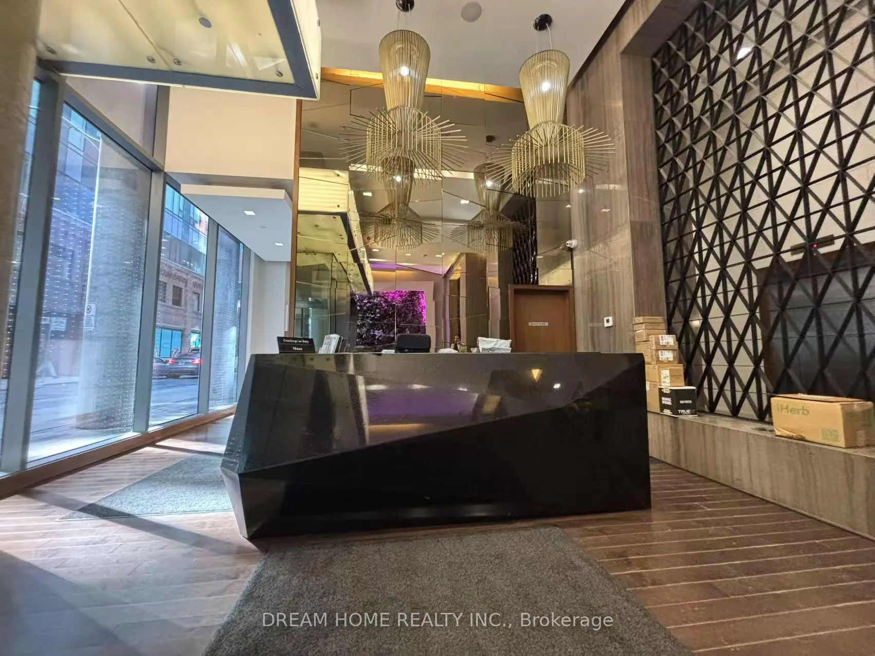 Photo 3 of Unit 1503, 8 mercer Street, Toronto, Waterfront Communities — HOMEH