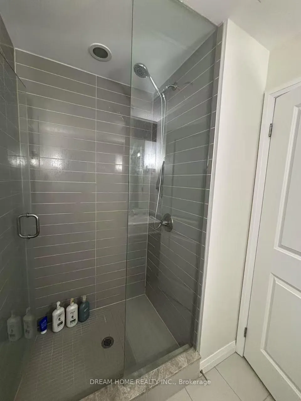 Photo 5 of Unit 1503, 8 mercer Street, Toronto, Waterfront Communities — HOMEH