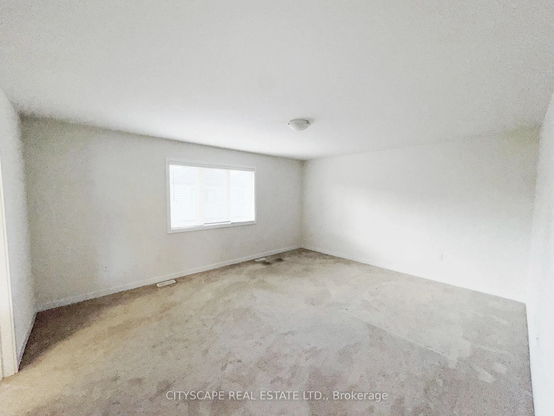 Photo 21 of 16 Pagebrook Crescent, Hamilton, Stoney Creek Mountain — HOMEH