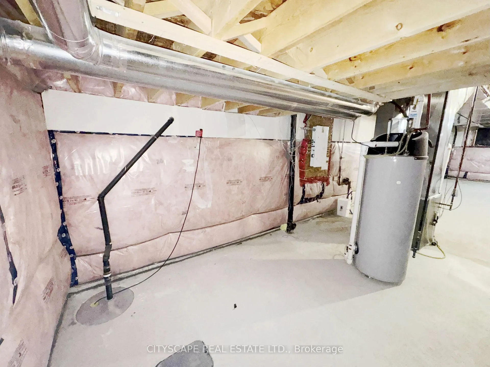 Photo 40 of 16 Pagebrook Crescent, Hamilton, Stoney Creek Mountain — HOMEH