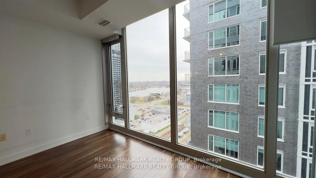 Photo 9 of Unit 1711, 111 Champagne Avenue S, Ottawa, West Centre Town — HOMEH