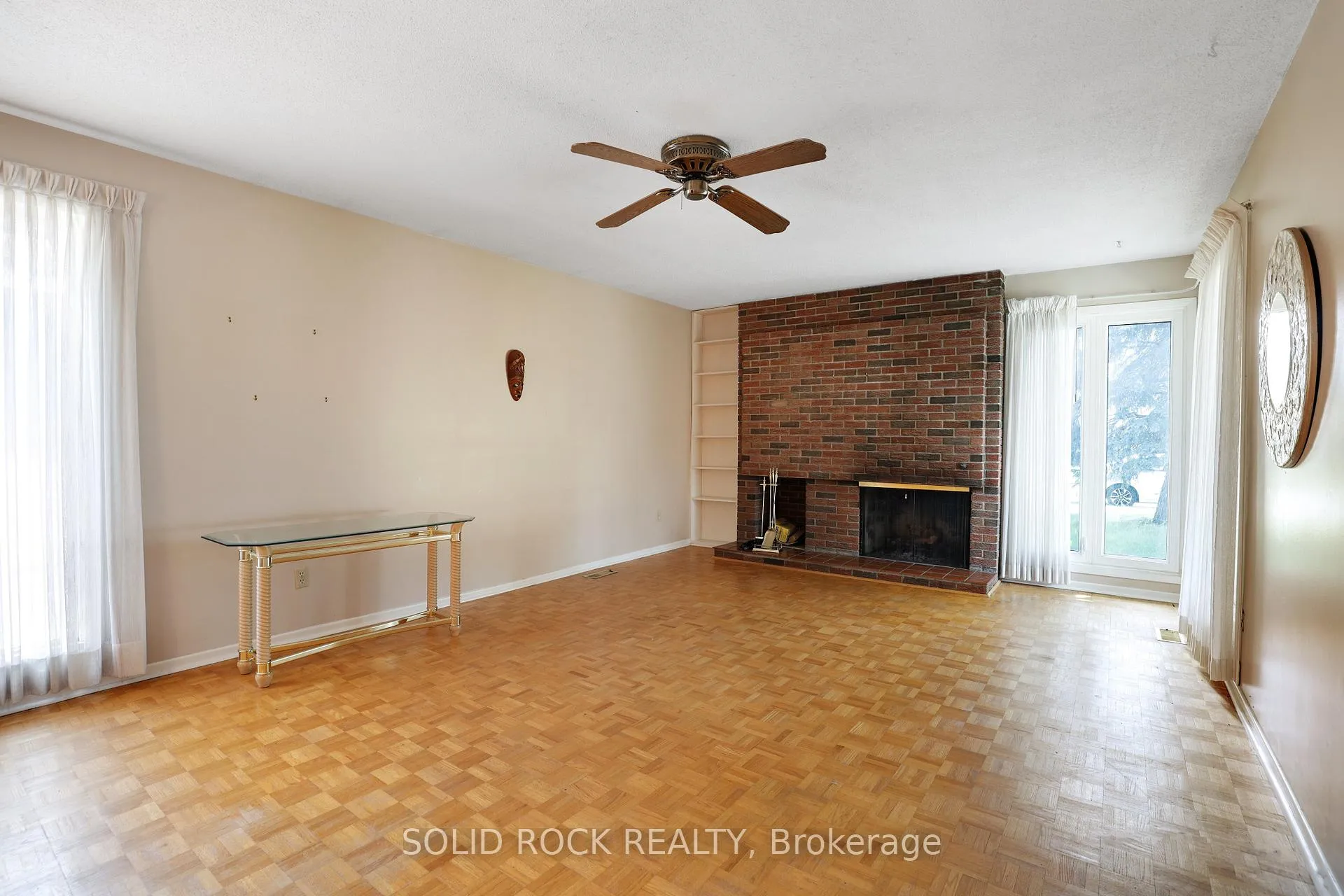 Photo 6 of 10 Orr Street, Ottawa, Barrhaven - Pheasant Run — HOMEH