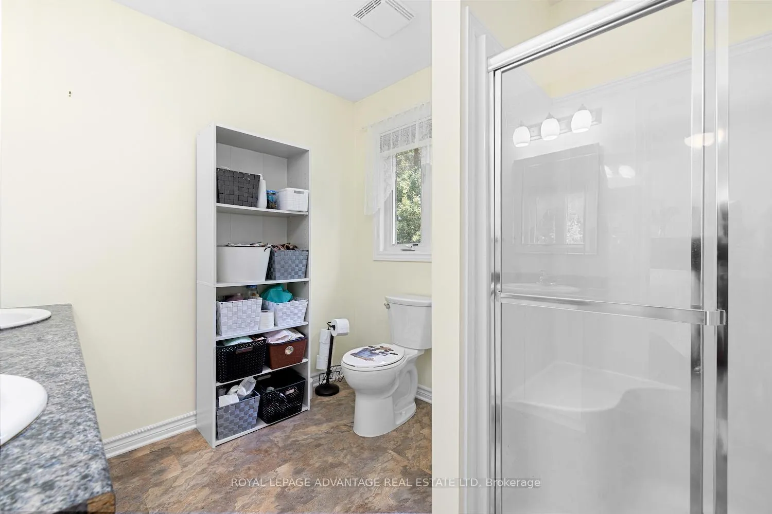Photo 11 of 42 Code Crescent, Smiths Falls, Smiths Falls — HOMEH