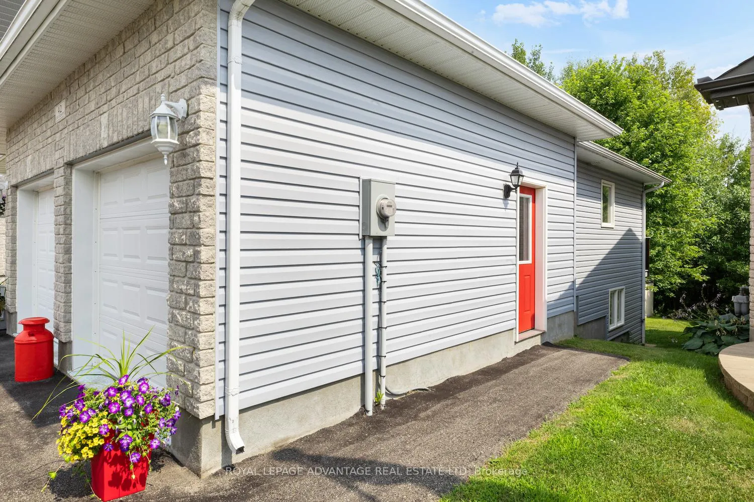 Photo 26 of 42 Code Crescent, Smiths Falls, Smiths Falls — HOMEH