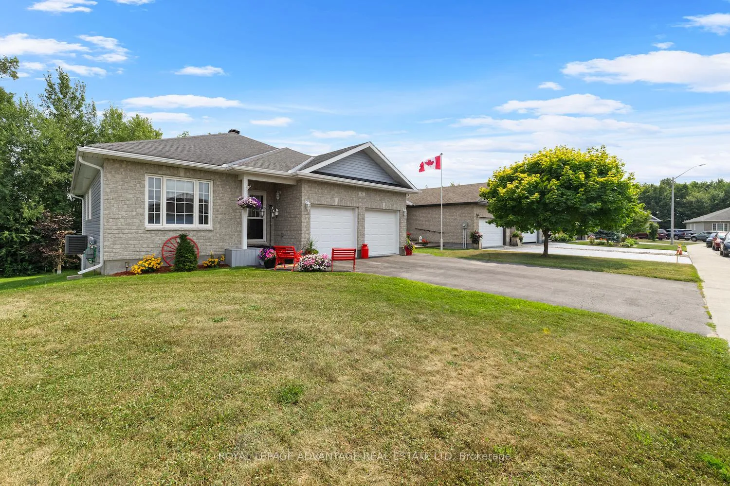 Photo 27 of 42 Code Crescent, Smiths Falls, Smiths Falls — HOMEH