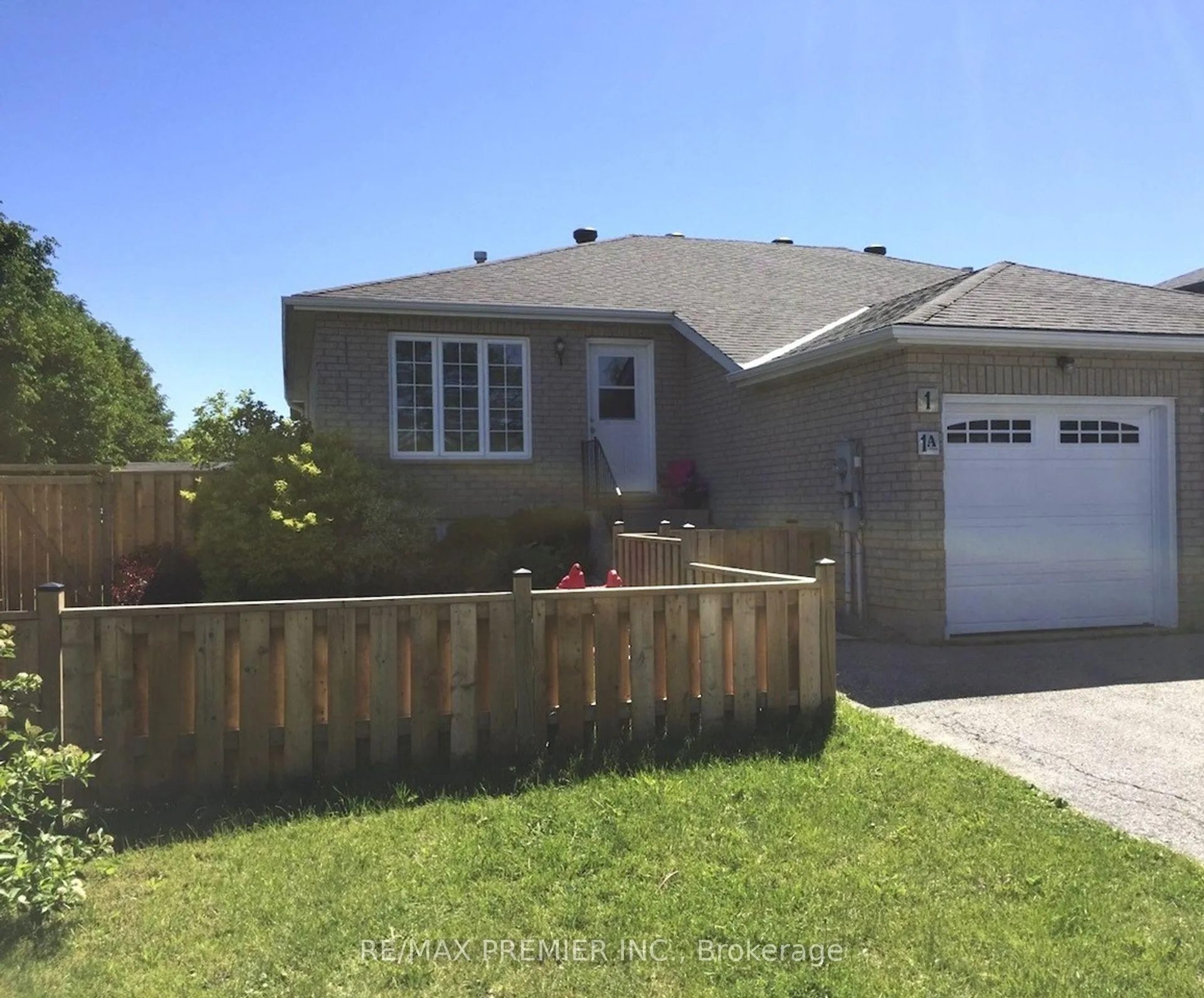 Photo 1 of 1 Violet Street, Barrie, Holly — HOMEH