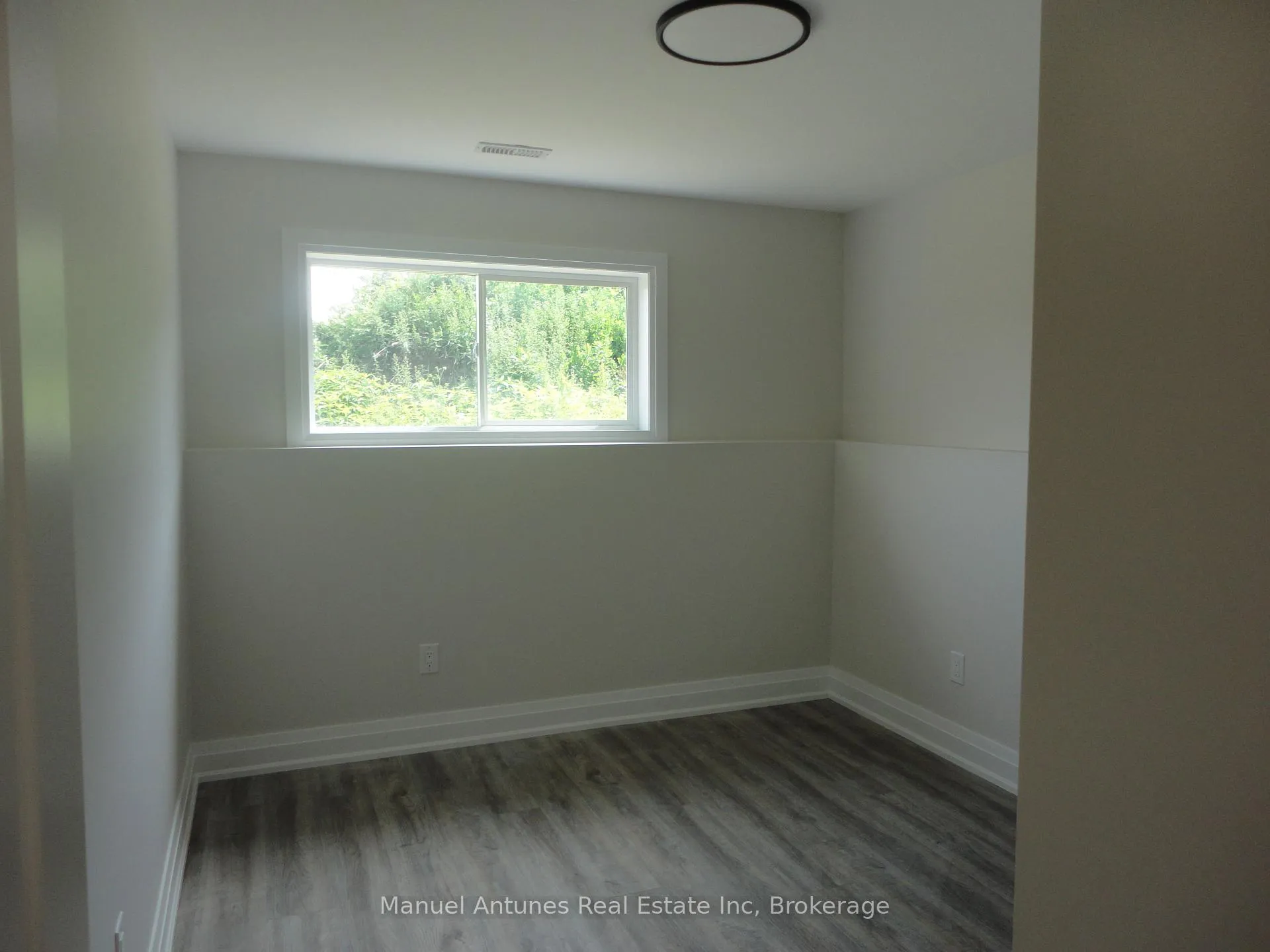 Photo 26 of 4 Joanne Crescent, Wasaga Beach — HOMEH