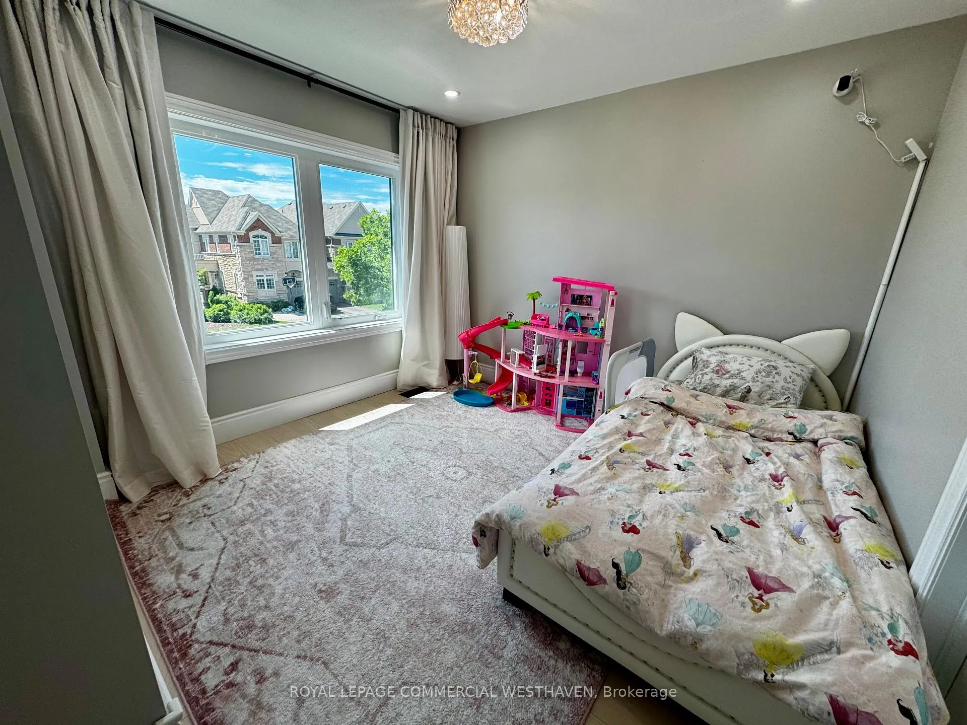 Photo 13 of 38 Warbler Avenue, Vaughan, Patterson — HOMEH