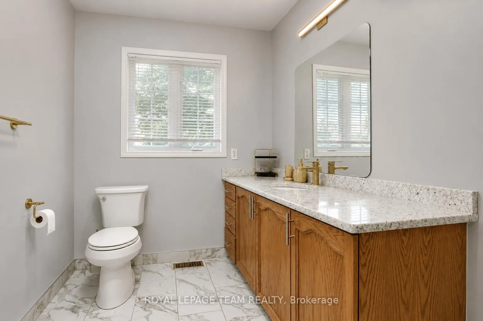 Photo 16 of 11 Marcay Street, Ottawa, Barrhaven East — HOMEH