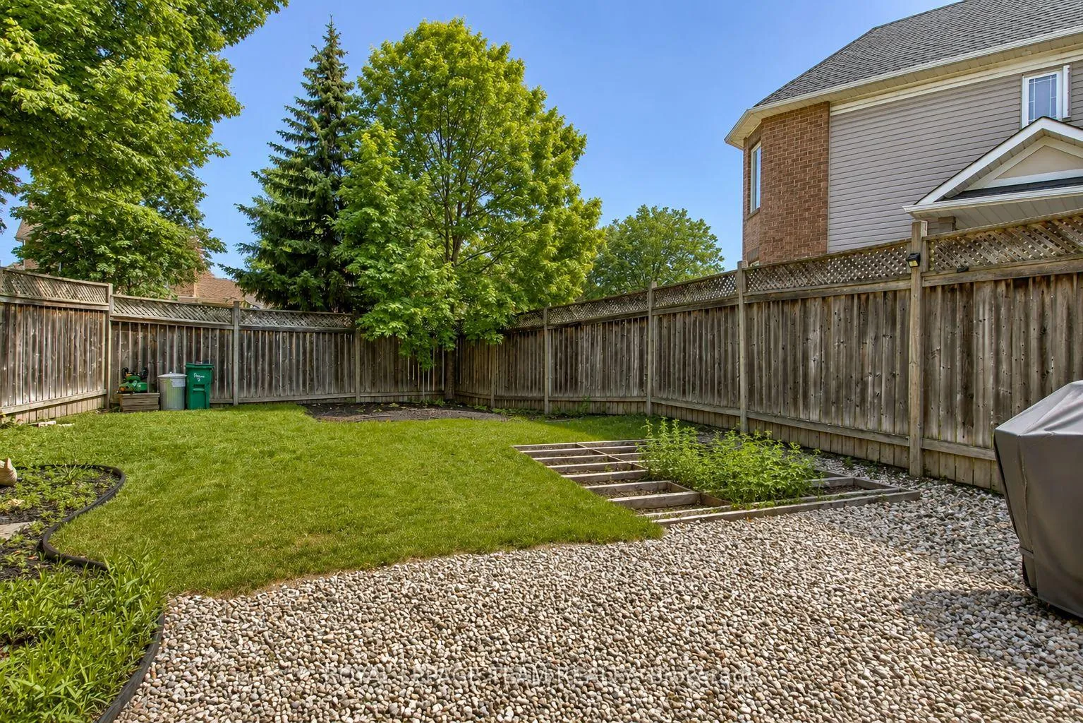 Photo 22 of 11 Marcay Street, Ottawa, Barrhaven East — HOMEH