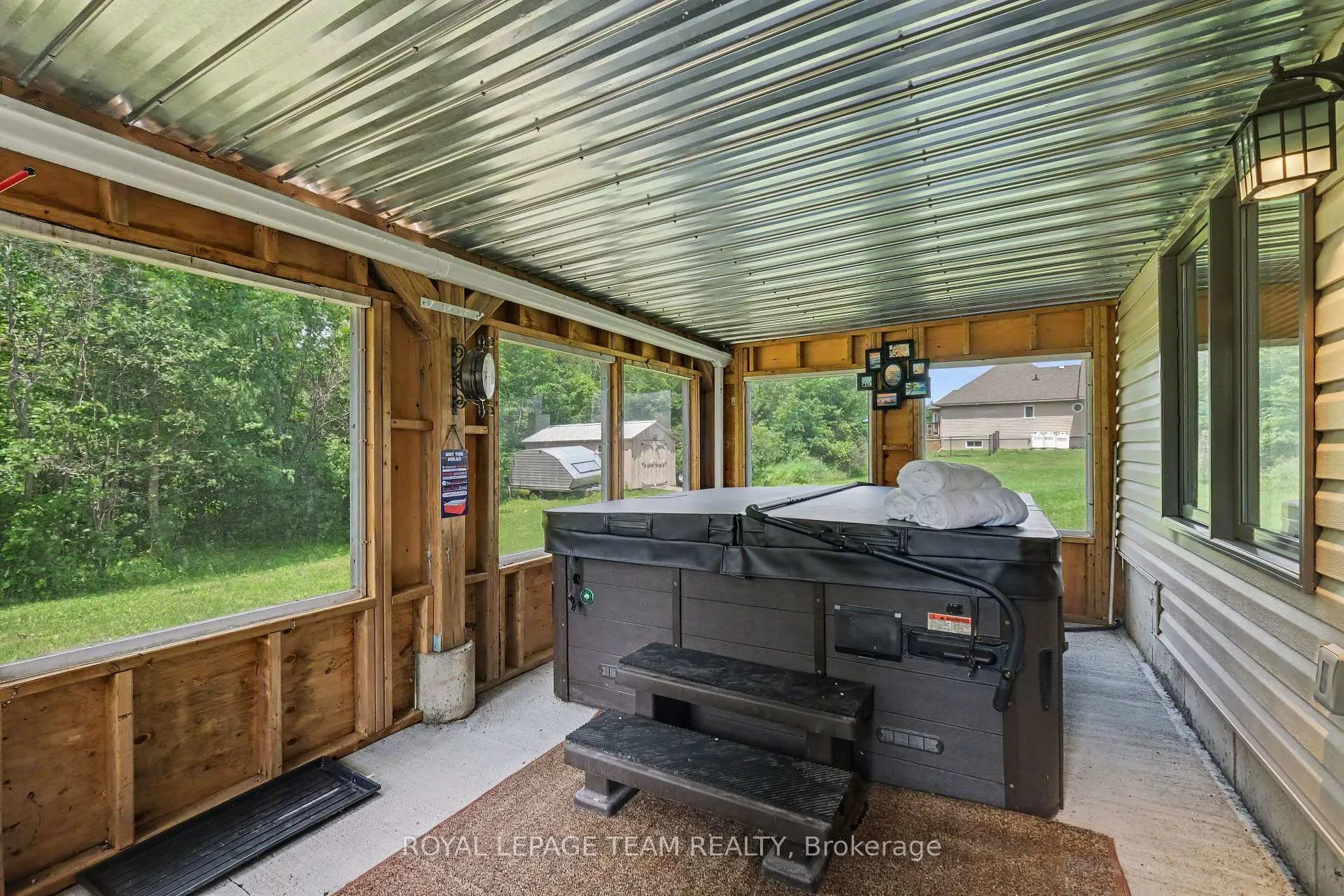 Photo 38 of 265 Starlight Place, Ottawa, Btwn Franktown Rd. & Fallowfield Rd. — HOMEH