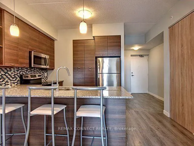 Photo 3 of Unit 810, 318 Spruce St Street, Waterloo, Beechwood/University — HOMEH