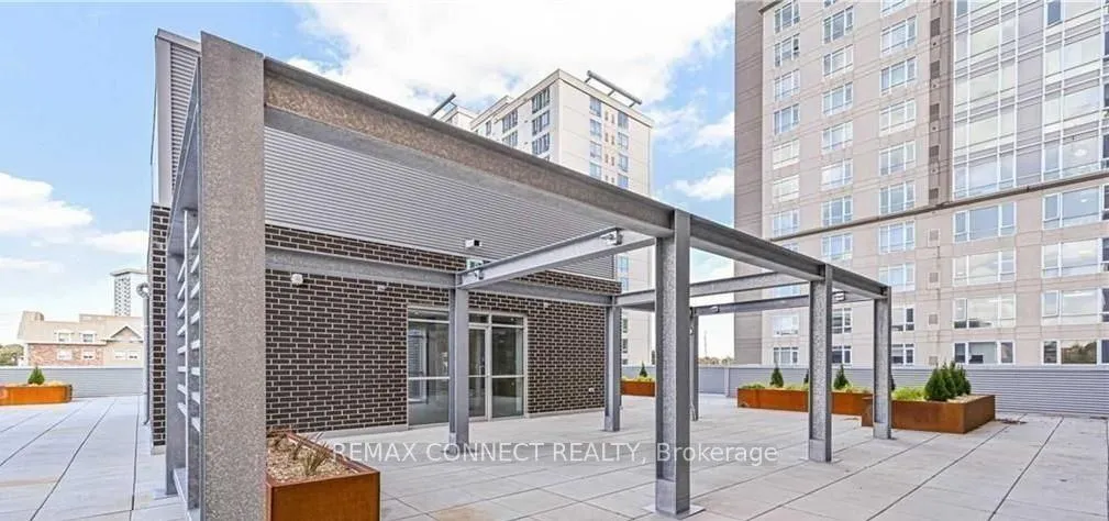 Photo 8 of Unit 810, 318 Spruce St Street, Waterloo, Beechwood/University — HOMEH