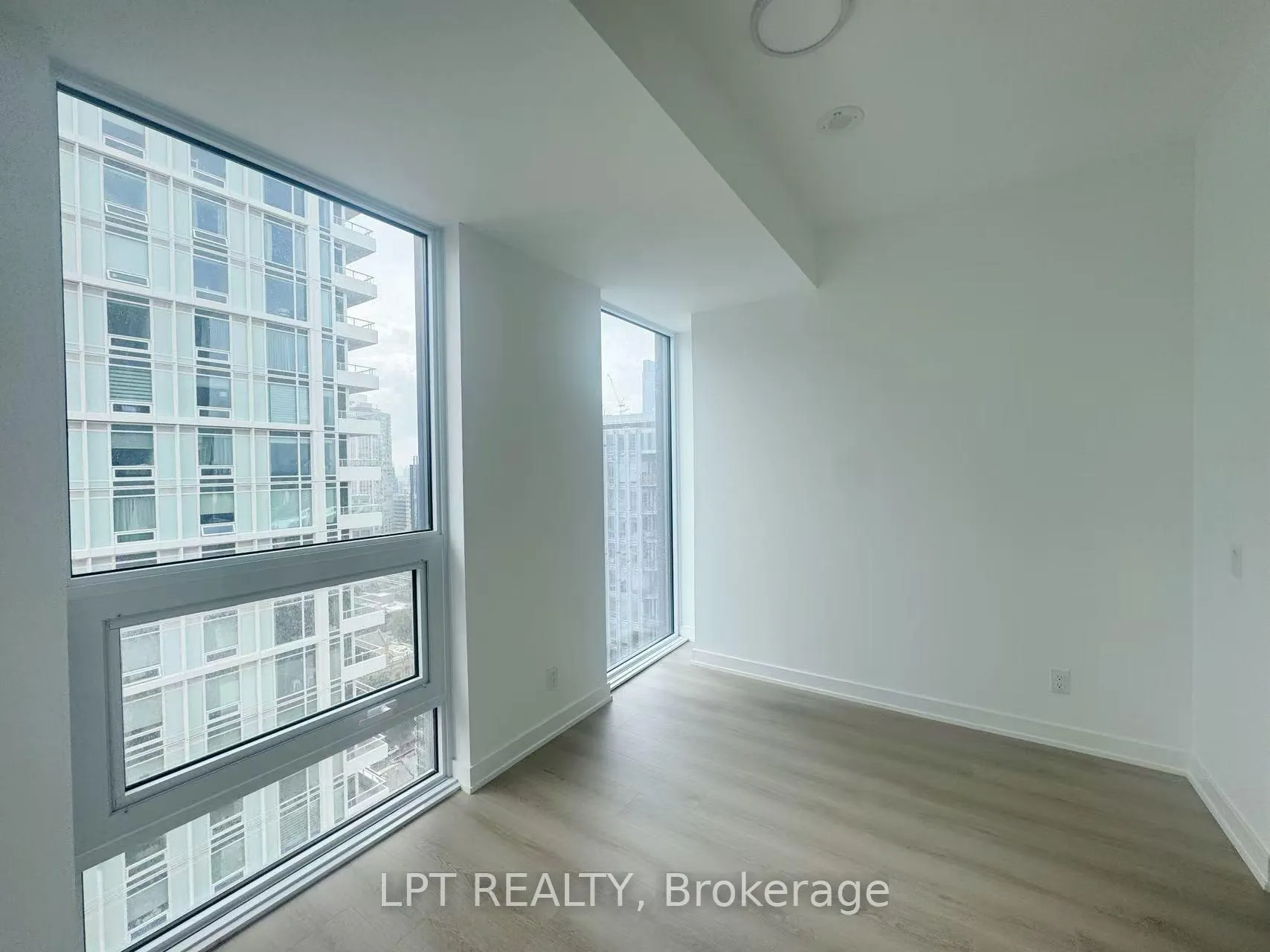 Photo 7 of Unit 3508, 100 Queen Street E, Toronto, Church-Yonge Corridor — HOMEH
