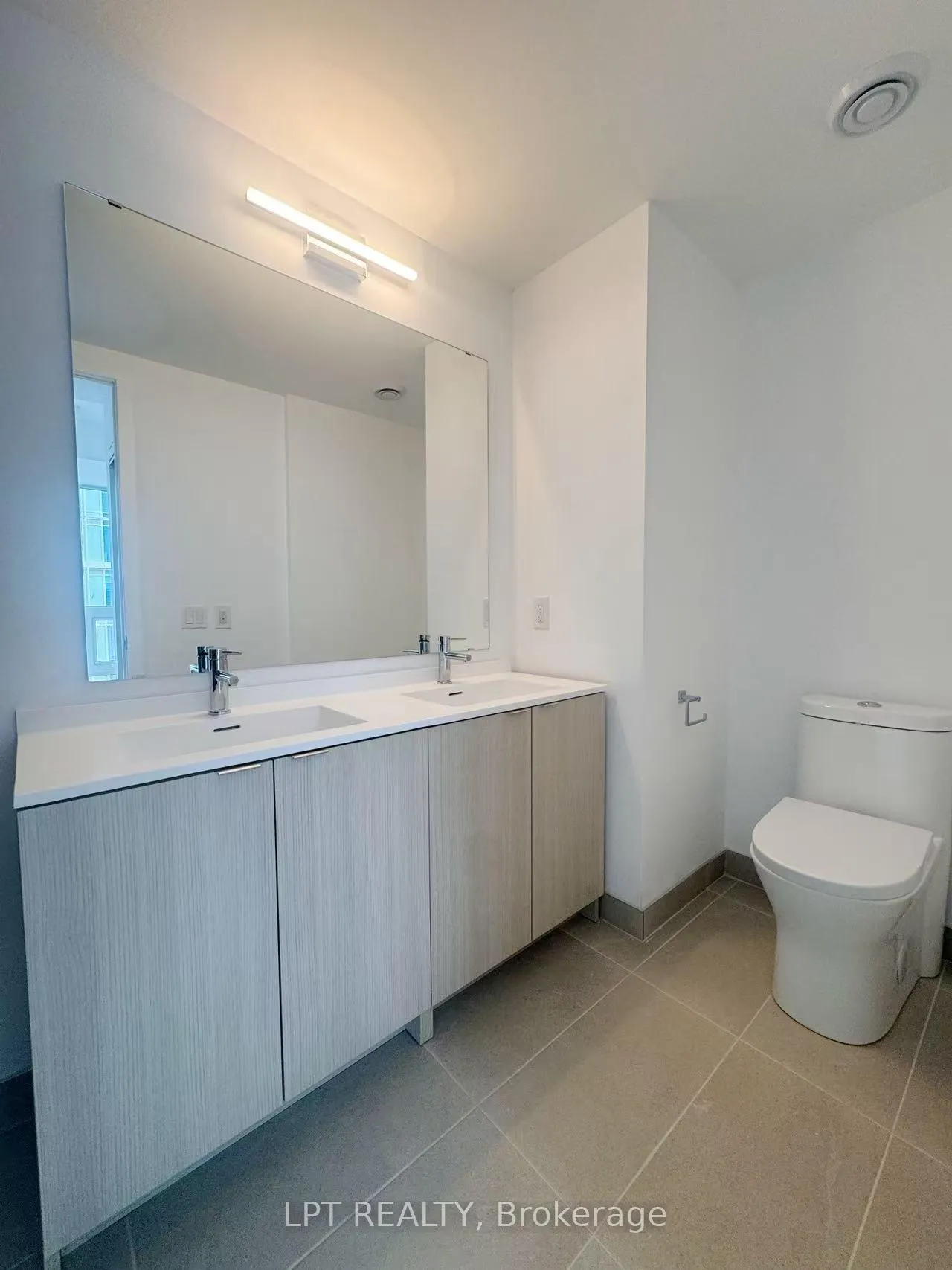 Photo 8 of Unit 3508, 100 Queen Street E, Toronto, Church-Yonge Corridor — HOMEH