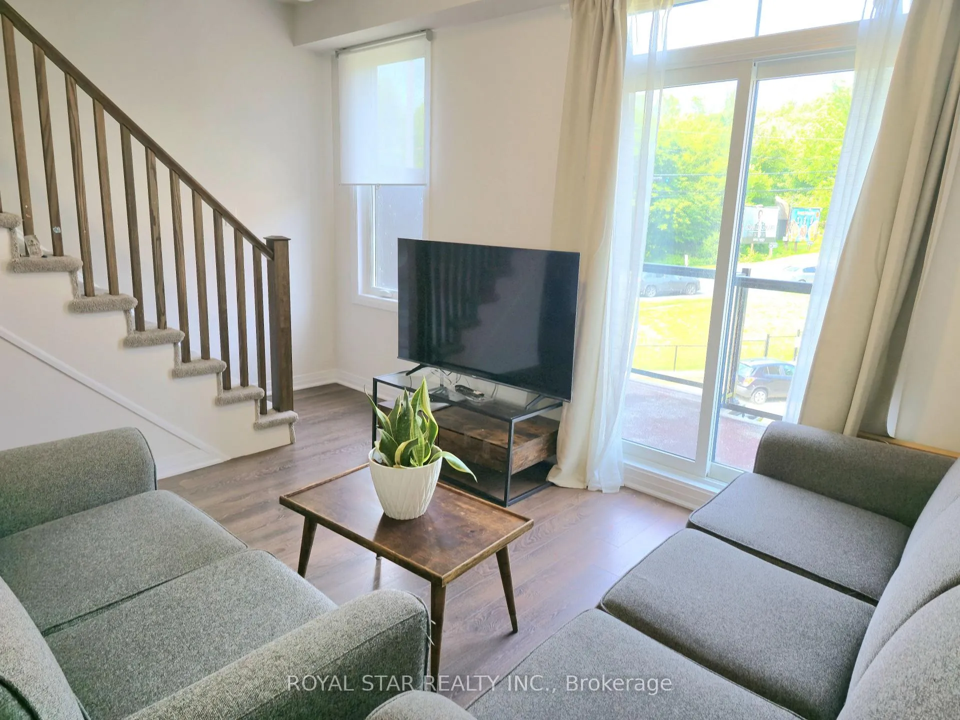 Photo 8 of Unit 33, 2 Willow Street, Brant, Paris — HOMEH