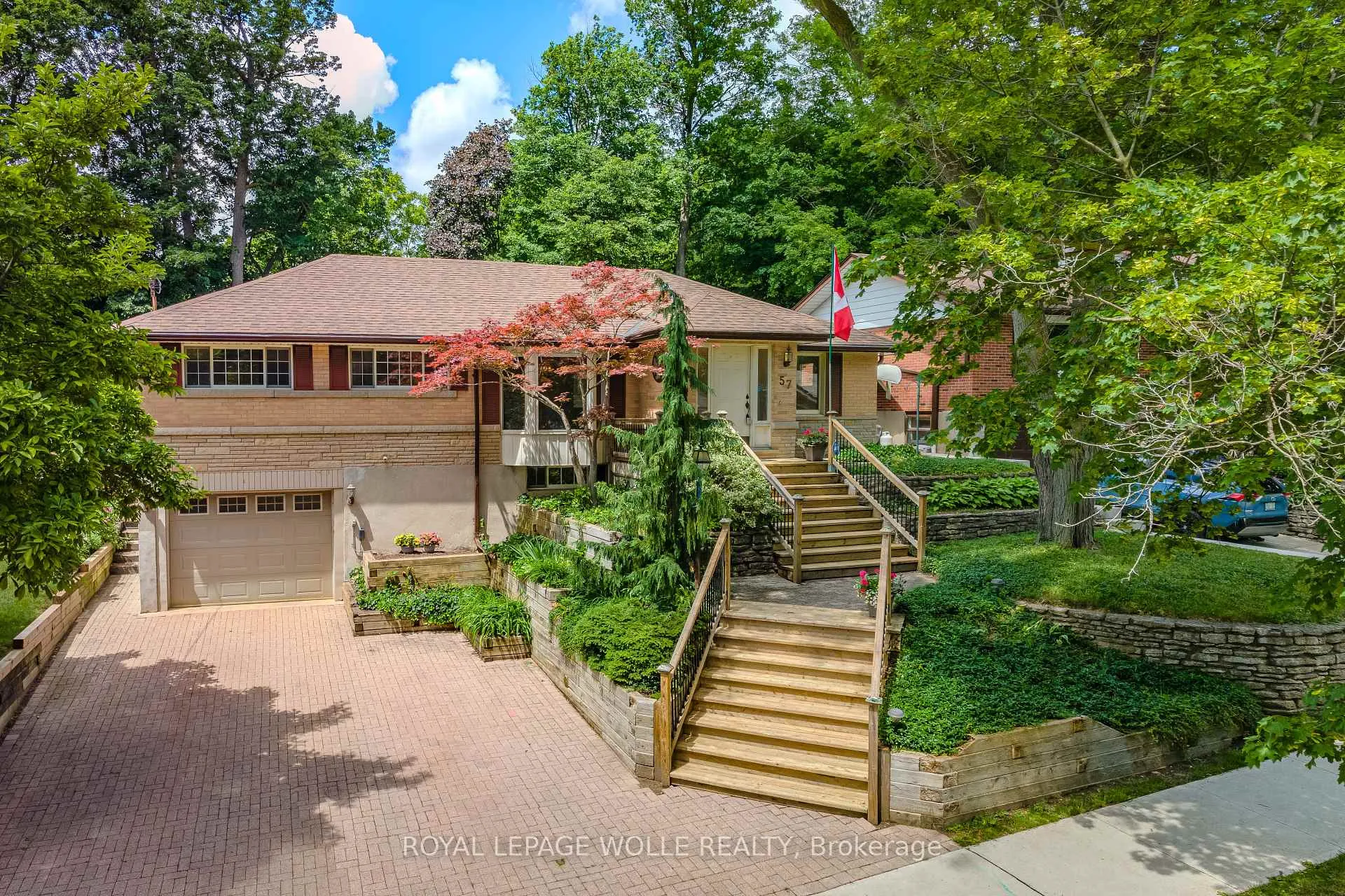 Photo 1 of 57 Maplewood Place, Kitchener — HOMEH
