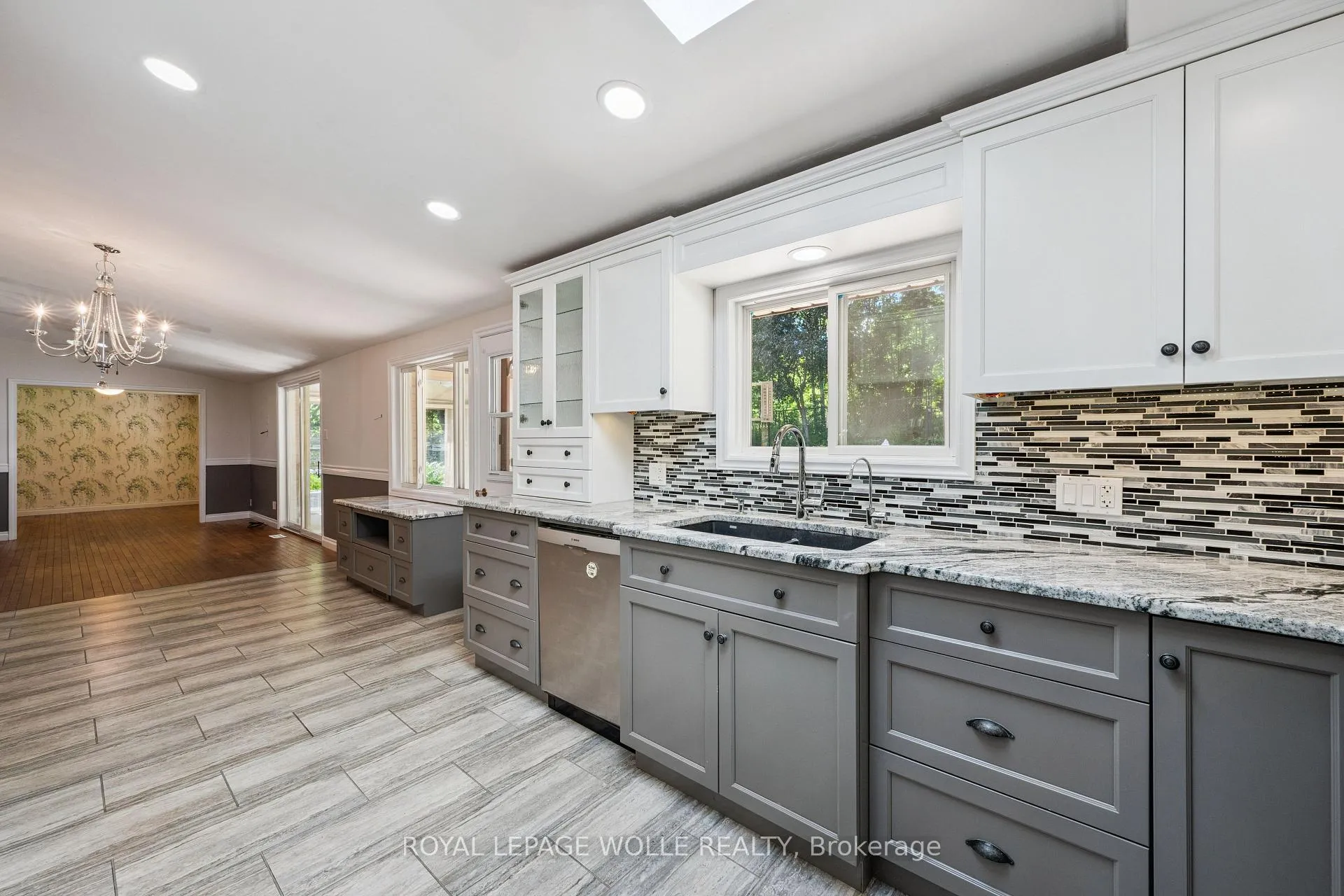 Photo 14 of 57 Maplewood Place, Kitchener — HOMEH