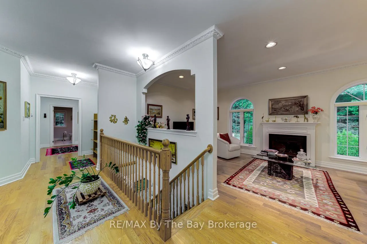 Photo 6 of 28 Bridlewood Crescent, Wasaga Beach — HOMEH