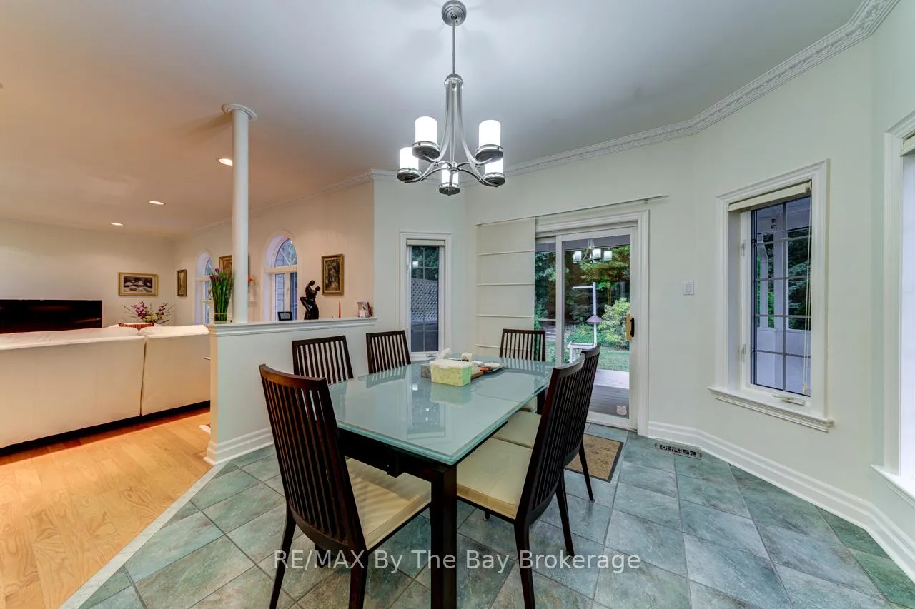 Photo 18 of 28 Bridlewood Crescent, Wasaga Beach — HOMEH