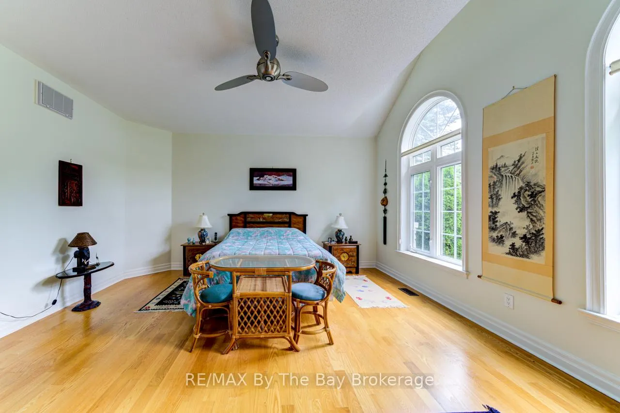 Photo 23 of 28 Bridlewood Crescent, Wasaga Beach — HOMEH