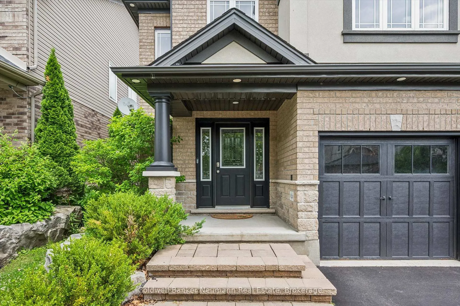 Photo 2 of 38 Baxter Drive, Guelph, Pineridge/Westminster Woods — HOMEH