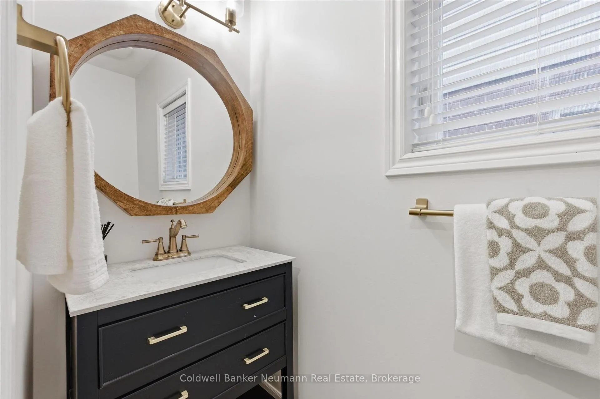 Photo 6 of 38 Baxter Drive, Guelph, Pineridge/Westminster Woods — HOMEH