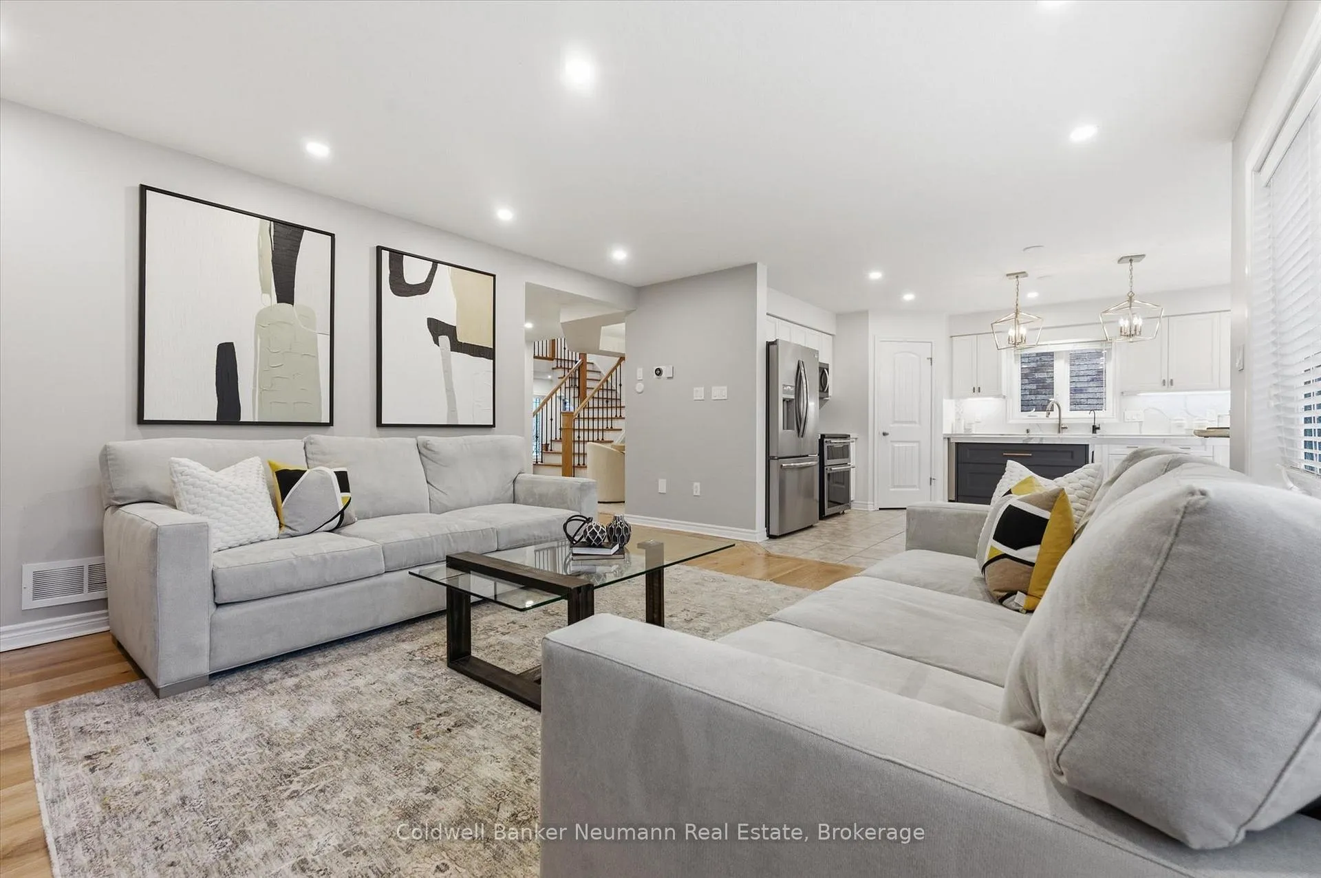 Photo 10 of 38 Baxter Drive, Guelph, Pineridge/Westminster Woods — HOMEH