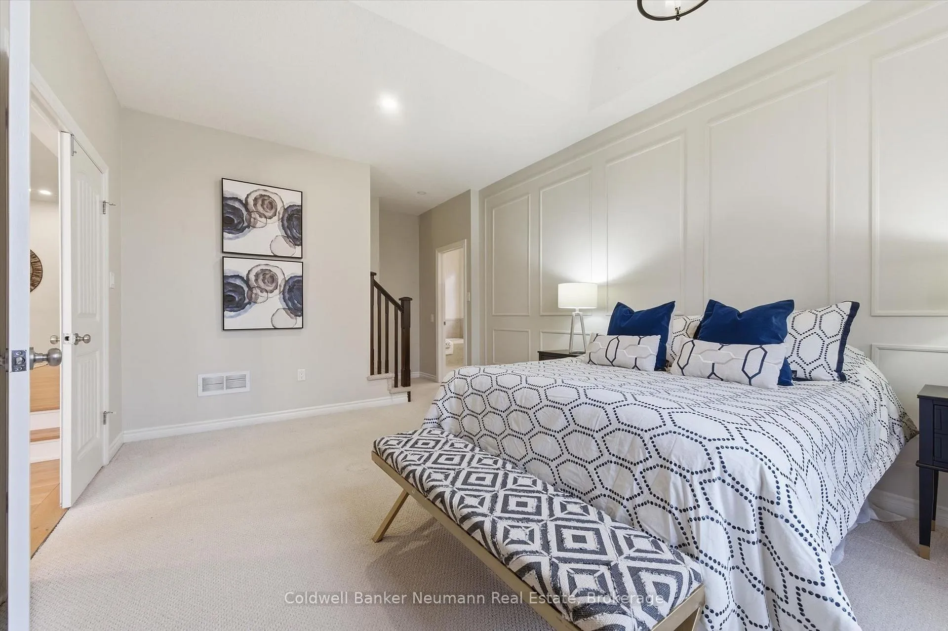 Photo 16 of 38 Baxter Drive, Guelph, Pineridge/Westminster Woods — HOMEH
