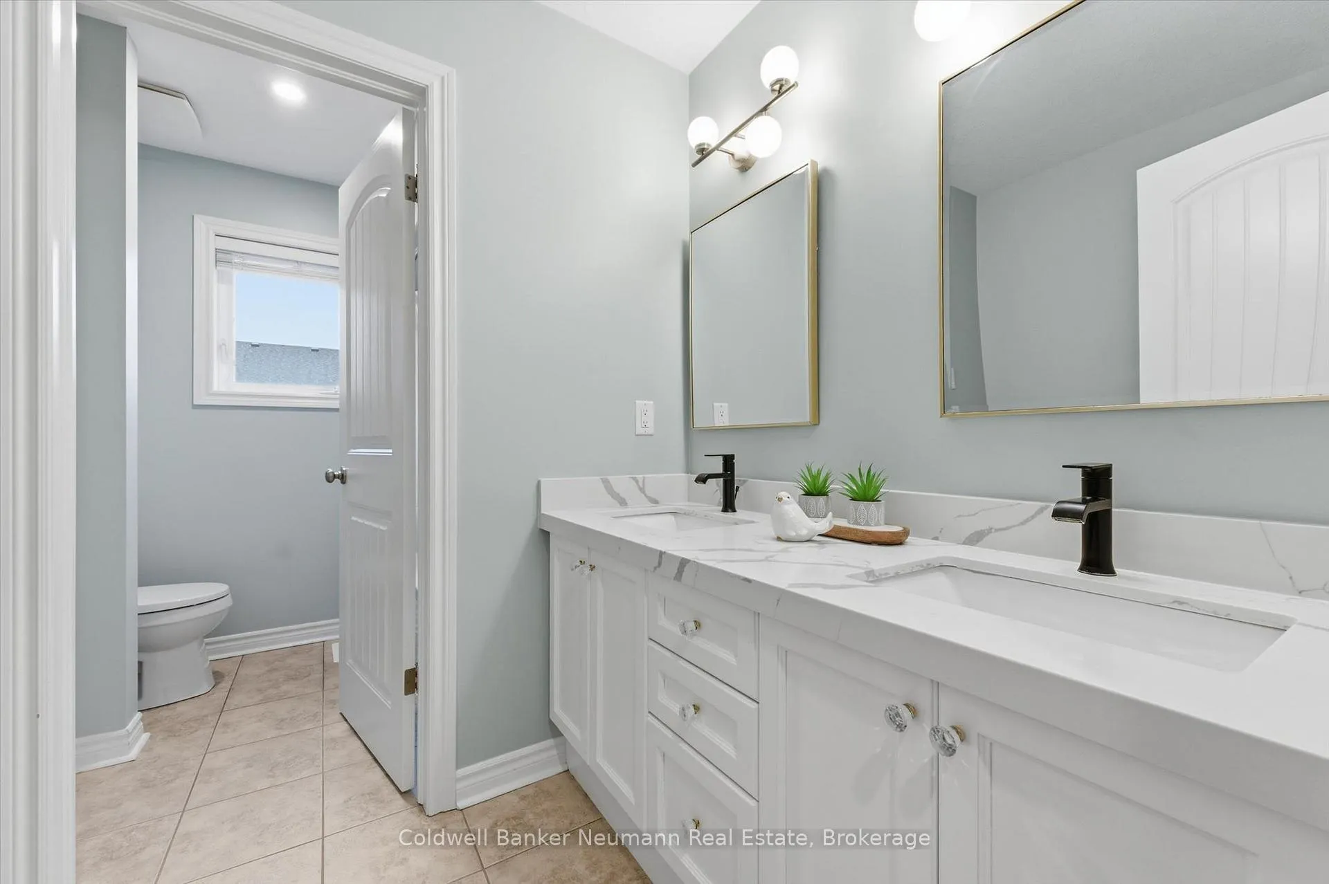Photo 18 of 38 Baxter Drive, Guelph, Pineridge/Westminster Woods — HOMEH