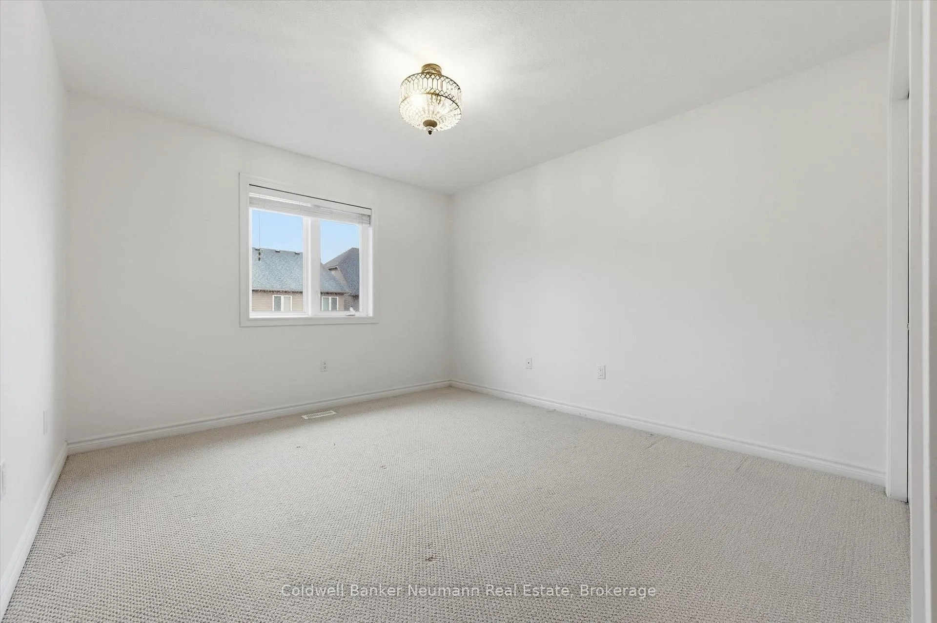 Photo 21 of 38 Baxter Drive, Guelph, Pineridge/Westminster Woods — HOMEH