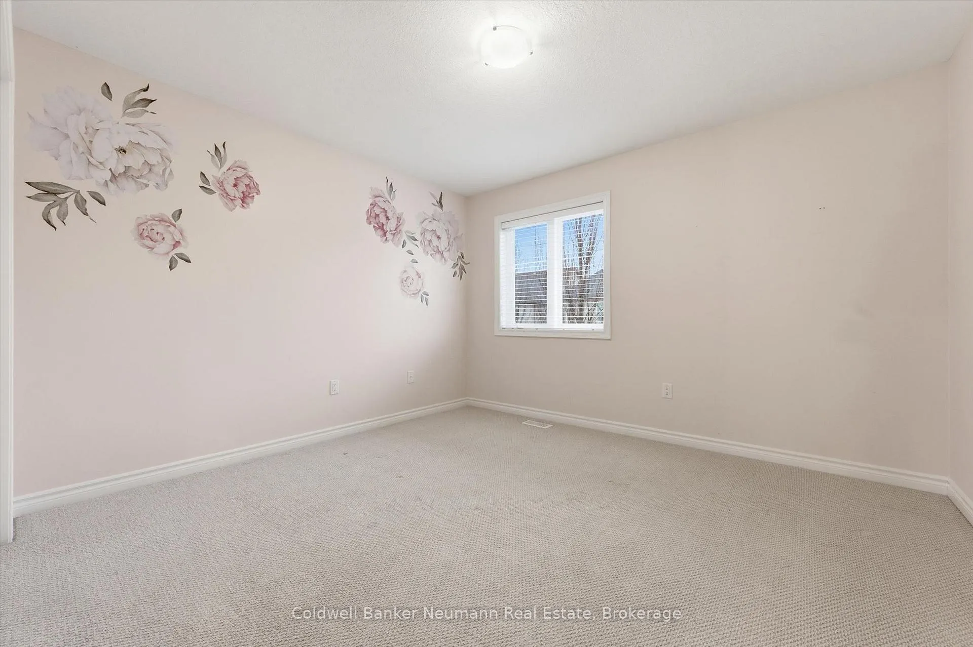 Photo 22 of 38 Baxter Drive, Guelph, Pineridge/Westminster Woods — HOMEH