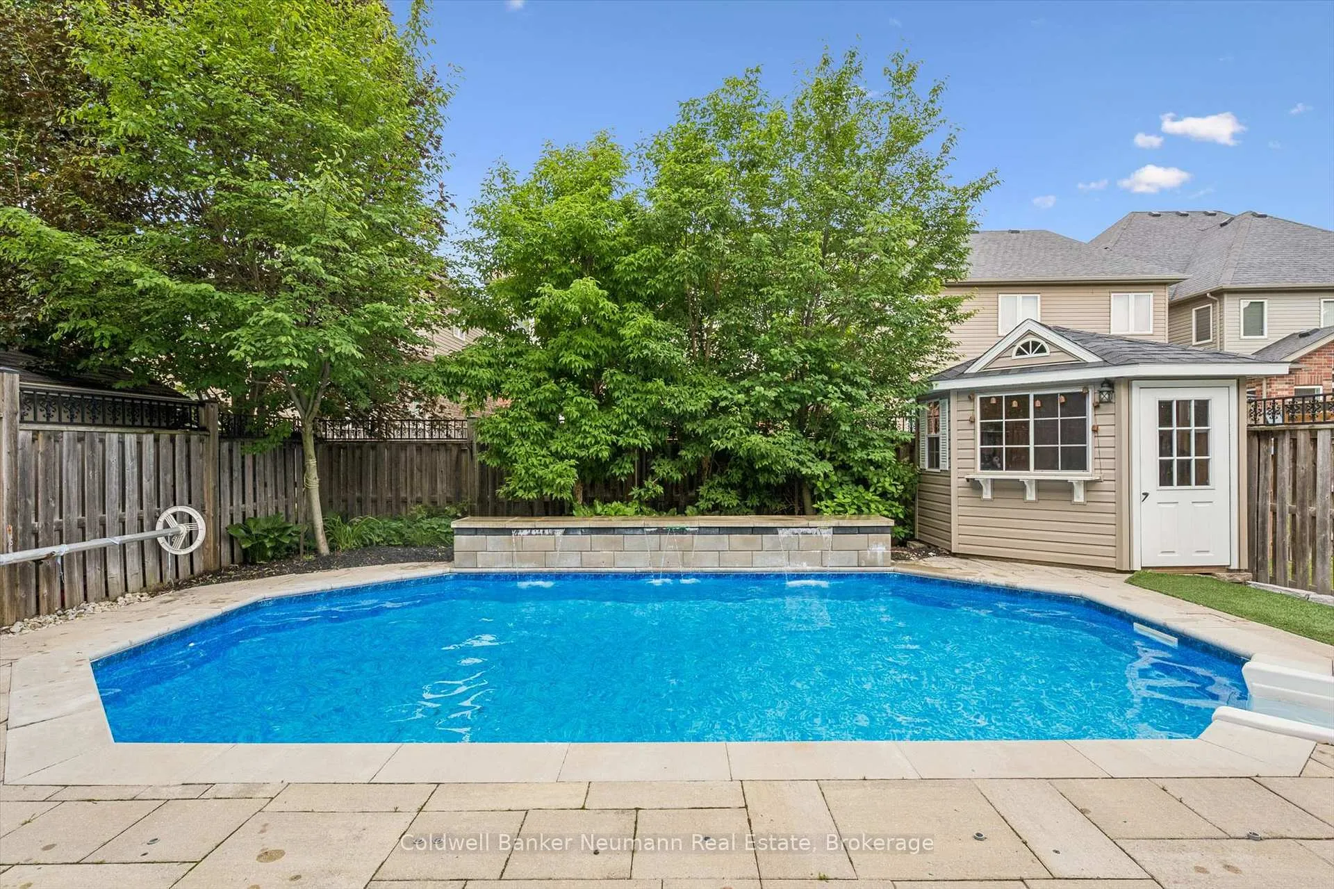 Photo 29 of 38 Baxter Drive, Guelph, Pineridge/Westminster Woods — HOMEH