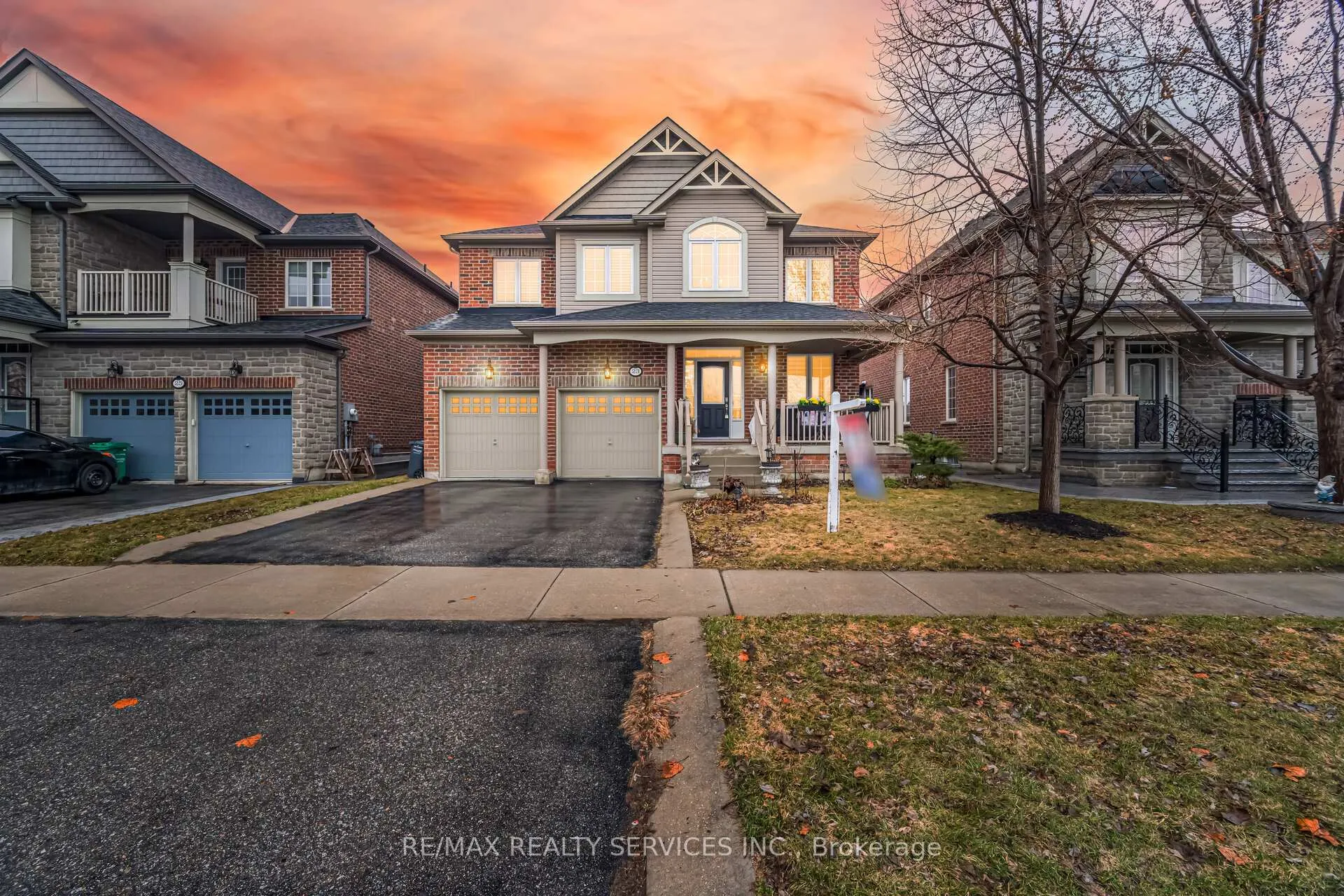 Photo 4 of 23 Twistleton Street, Caledon, Rural Caledon — HOMEH