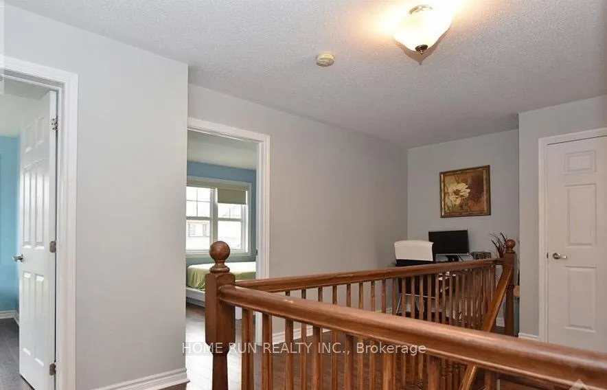 Photo 10 of 126 Switch Grass Crescent, Ottawa, Barrhaven - Half Moon Bay — HOMEH