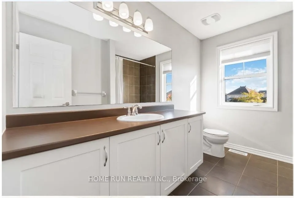 Photo 13 of 126 Switch Grass Crescent, Ottawa, Barrhaven - Half Moon Bay — HOMEH