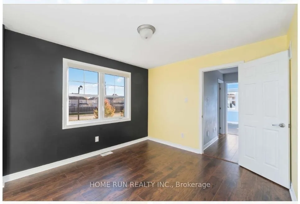 Photo 15 of 126 Switch Grass Crescent, Ottawa, Barrhaven - Half Moon Bay — HOMEH