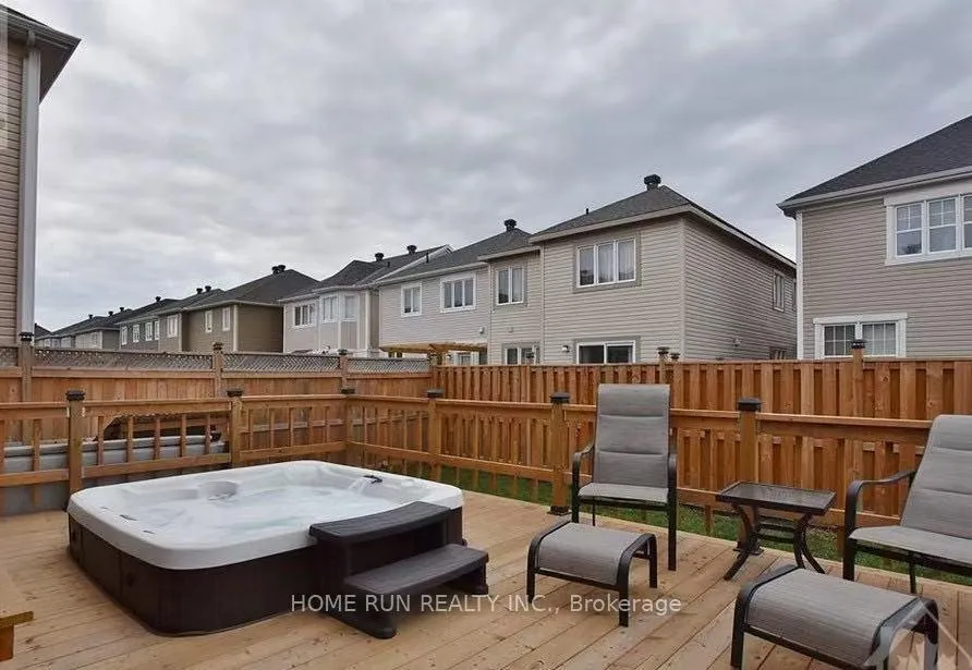 Photo 23 of 126 Switch Grass Crescent, Ottawa, Barrhaven - Half Moon Bay — HOMEH