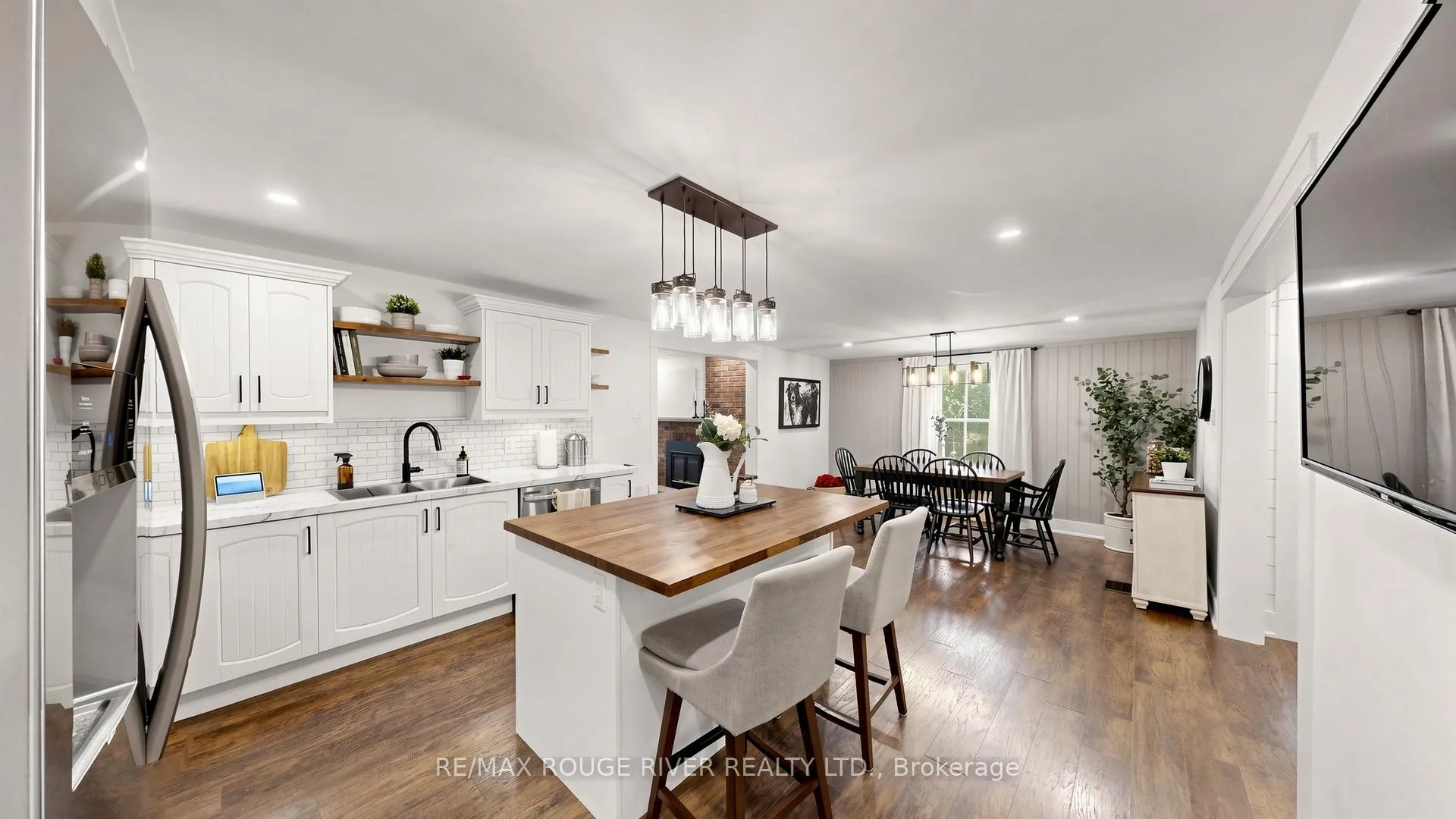 Photo 5 of 2385 Sixth Concession Road, Pickering, Rural Pickering — HOMEH