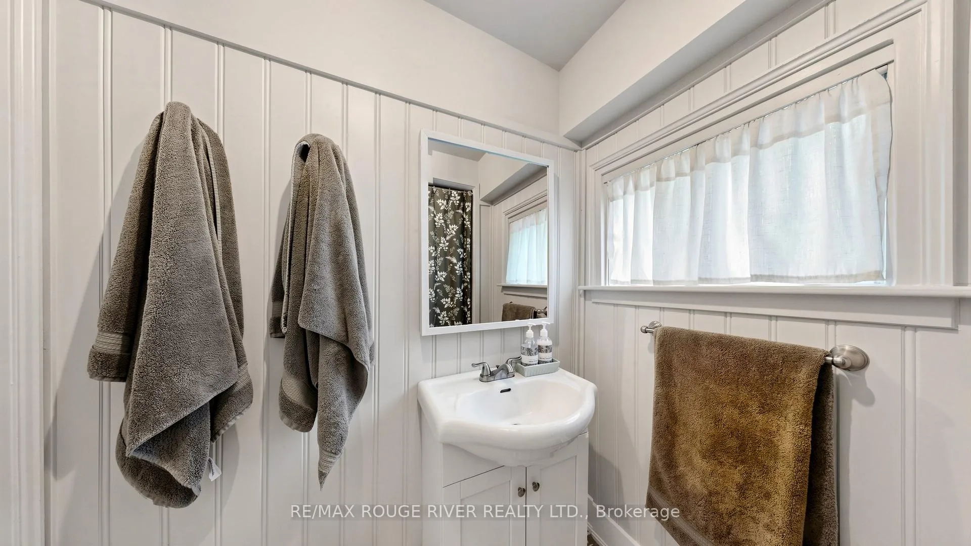 Photo 16 of 2385 Sixth Concession Road, Pickering, Rural Pickering — HOMEH