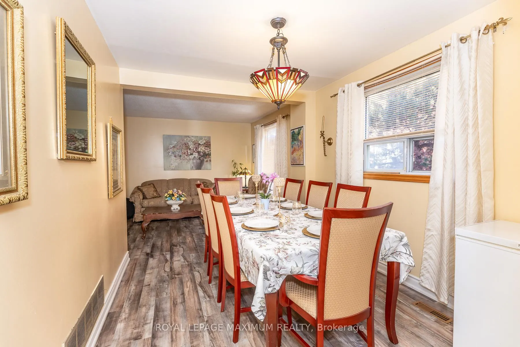 Photo 8 of 157 Misty Meadow Drive, Vaughan, East Woodbridge — HOMEH
