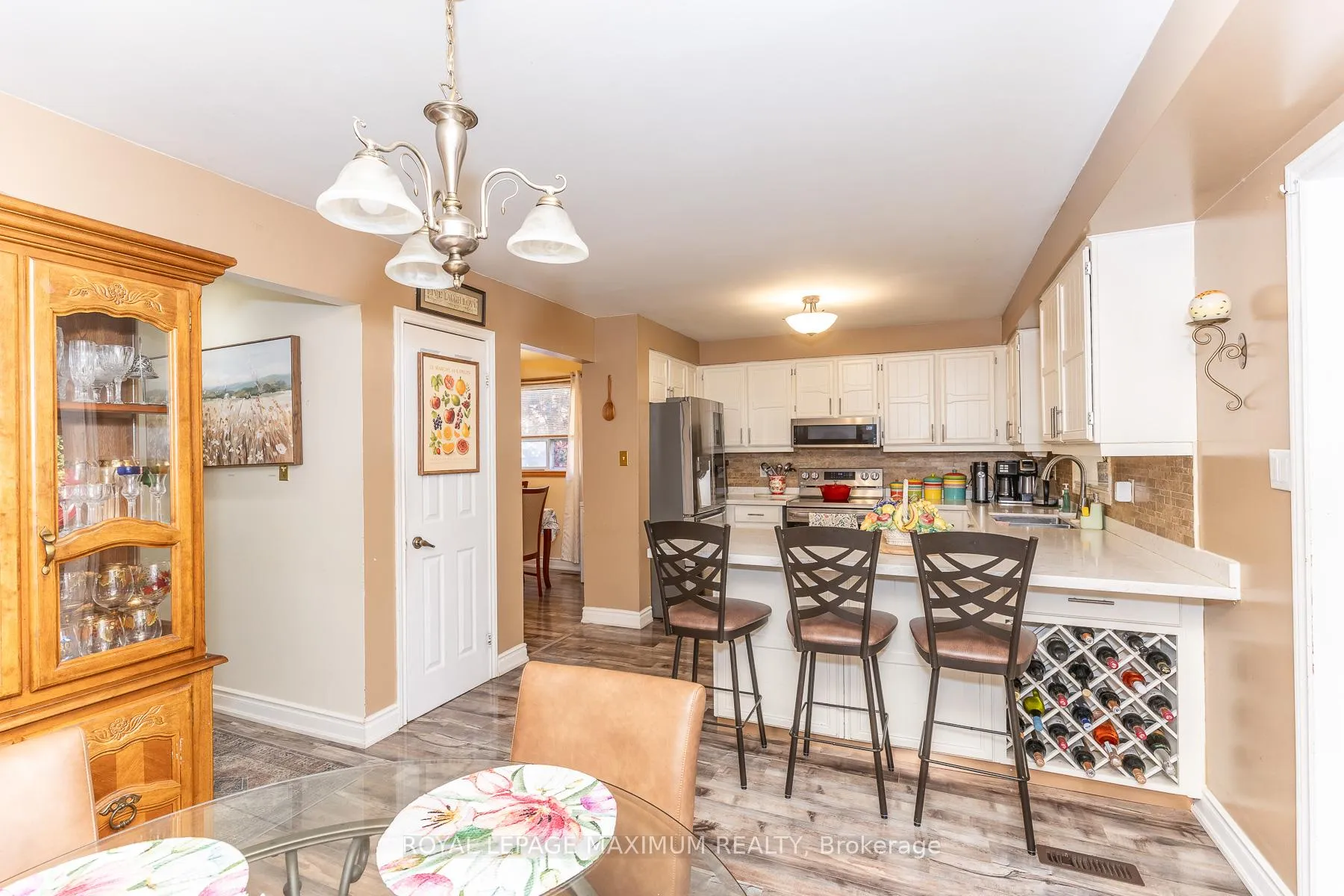 Photo 9 of 157 Misty Meadow Drive, Vaughan, East Woodbridge — HOMEH