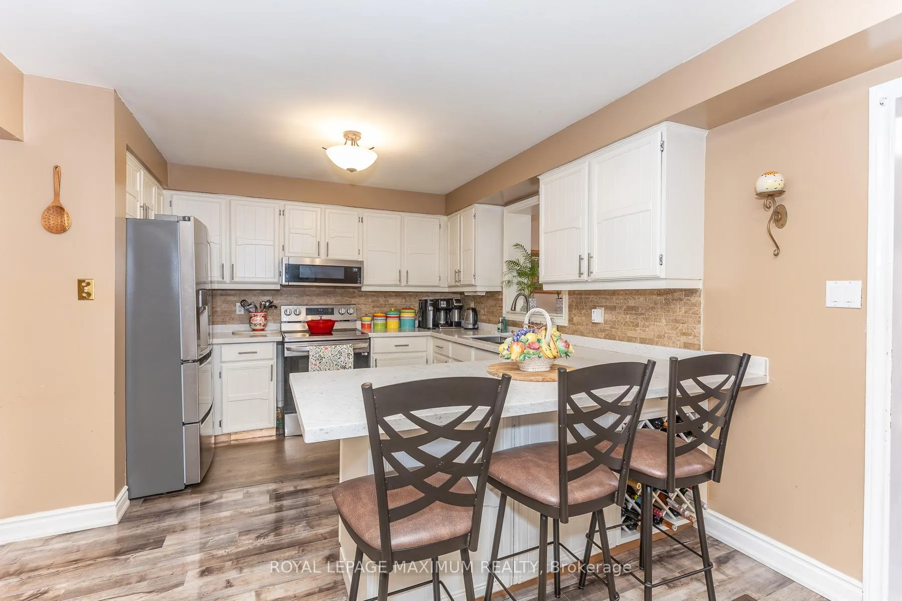 Photo 10 of 157 Misty Meadow Drive, Vaughan, East Woodbridge — HOMEH