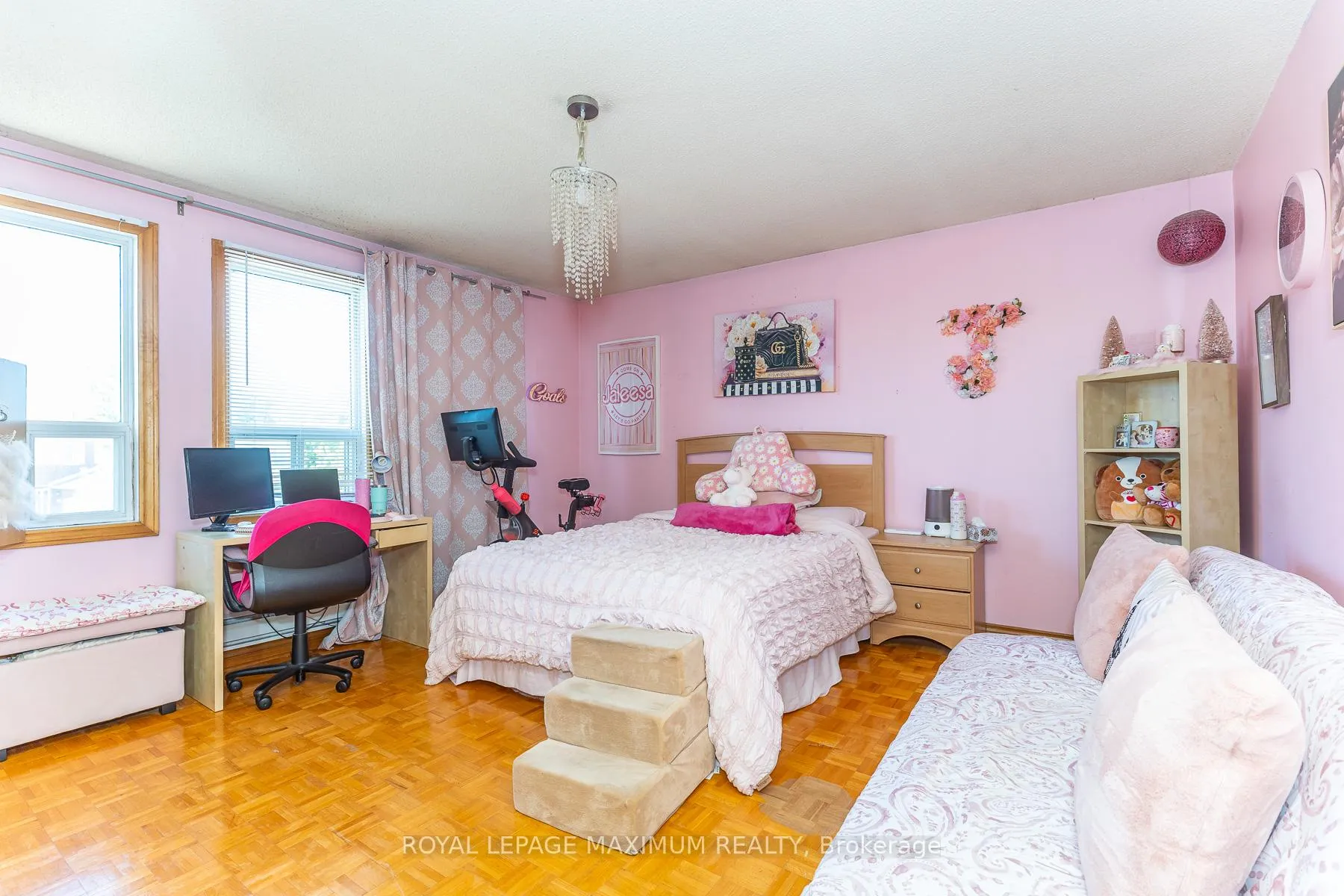 Photo 22 of 157 Misty Meadow Drive, Vaughan, East Woodbridge — HOMEH
