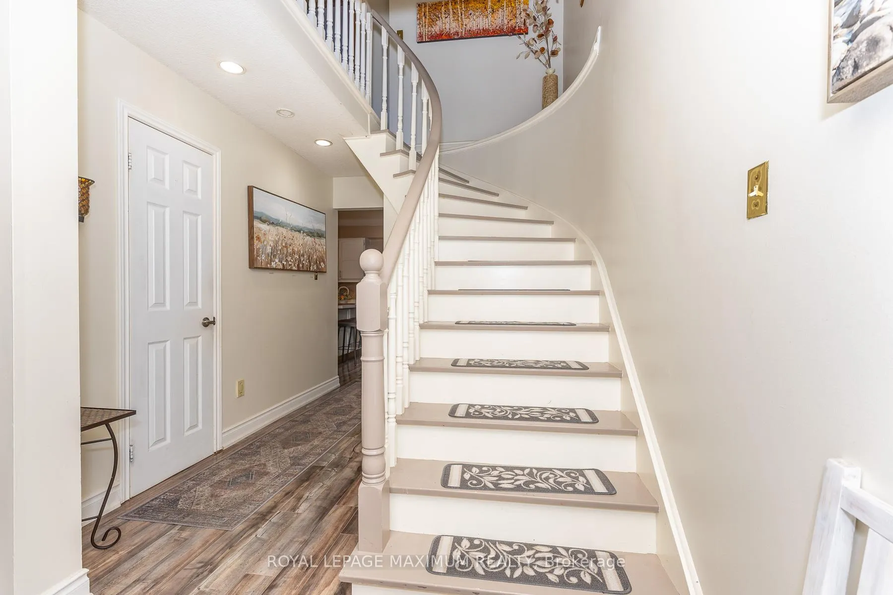 Photo 25 of 157 Misty Meadow Drive, Vaughan, East Woodbridge — HOMEH