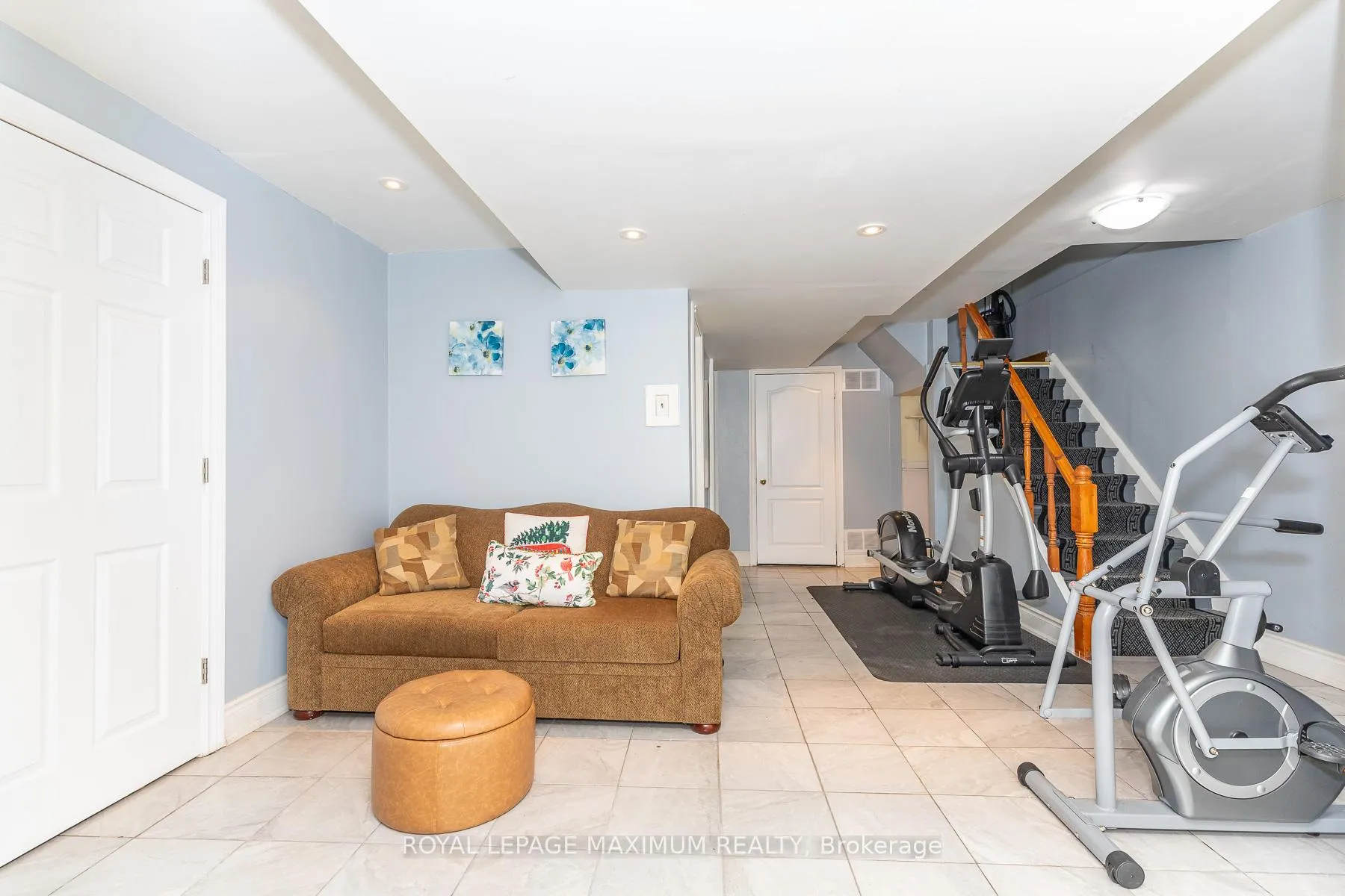 Photo 32 of 157 Misty Meadow Drive, Vaughan, East Woodbridge — HOMEH