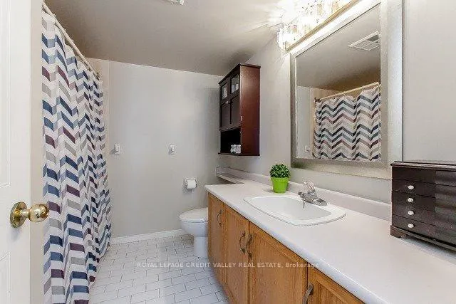 Photo 19 of Unit 704, 1270 Maple Crossing Boulevard, Burlington, Brant — HOMEH