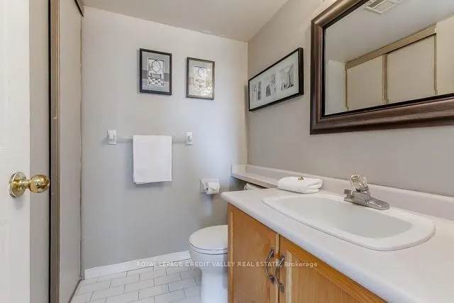 Photo 20 of Unit 704, 1270 Maple Crossing Boulevard, Burlington, Brant — HOMEH
