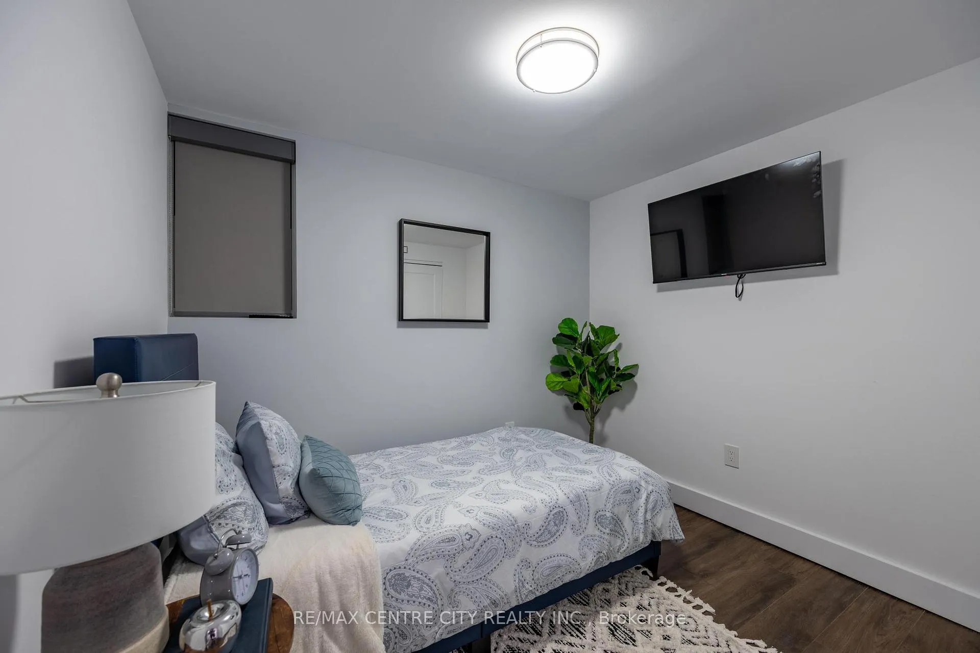 Photo 17 of Unit 1, 280 Queens Avenue, London, East F — HOMEH